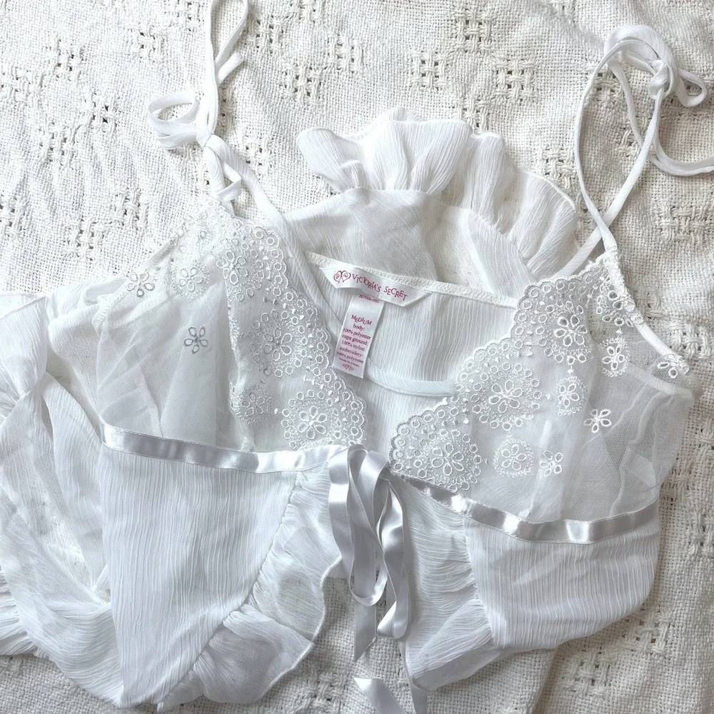 Victoria's Secret Y2K Boho Sheer White Lace Ruffle Babydoll Chemise‎ Cami Medium